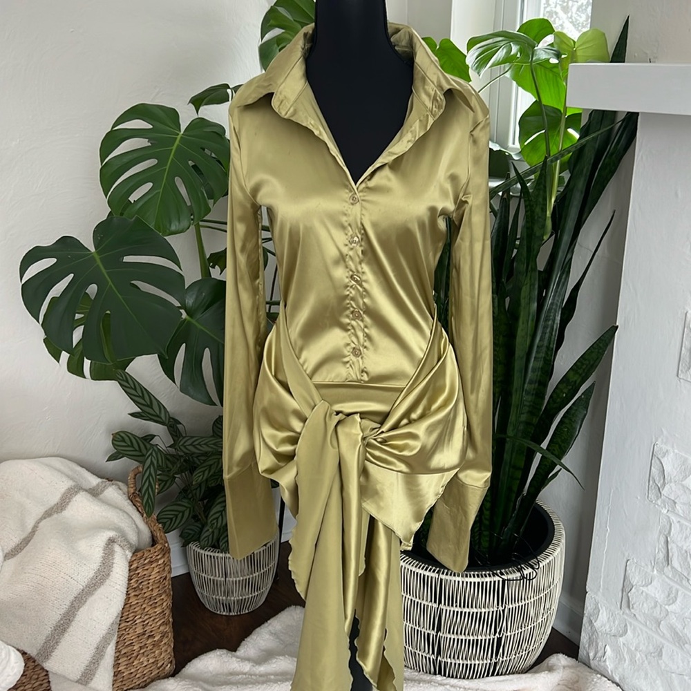 Light green satin finish sexy front tie dress in size small